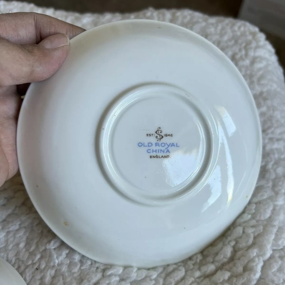 Vintage Old Royal China England Tea Cup & Saucer Set Of 2 EUC - Picture 10 of 12